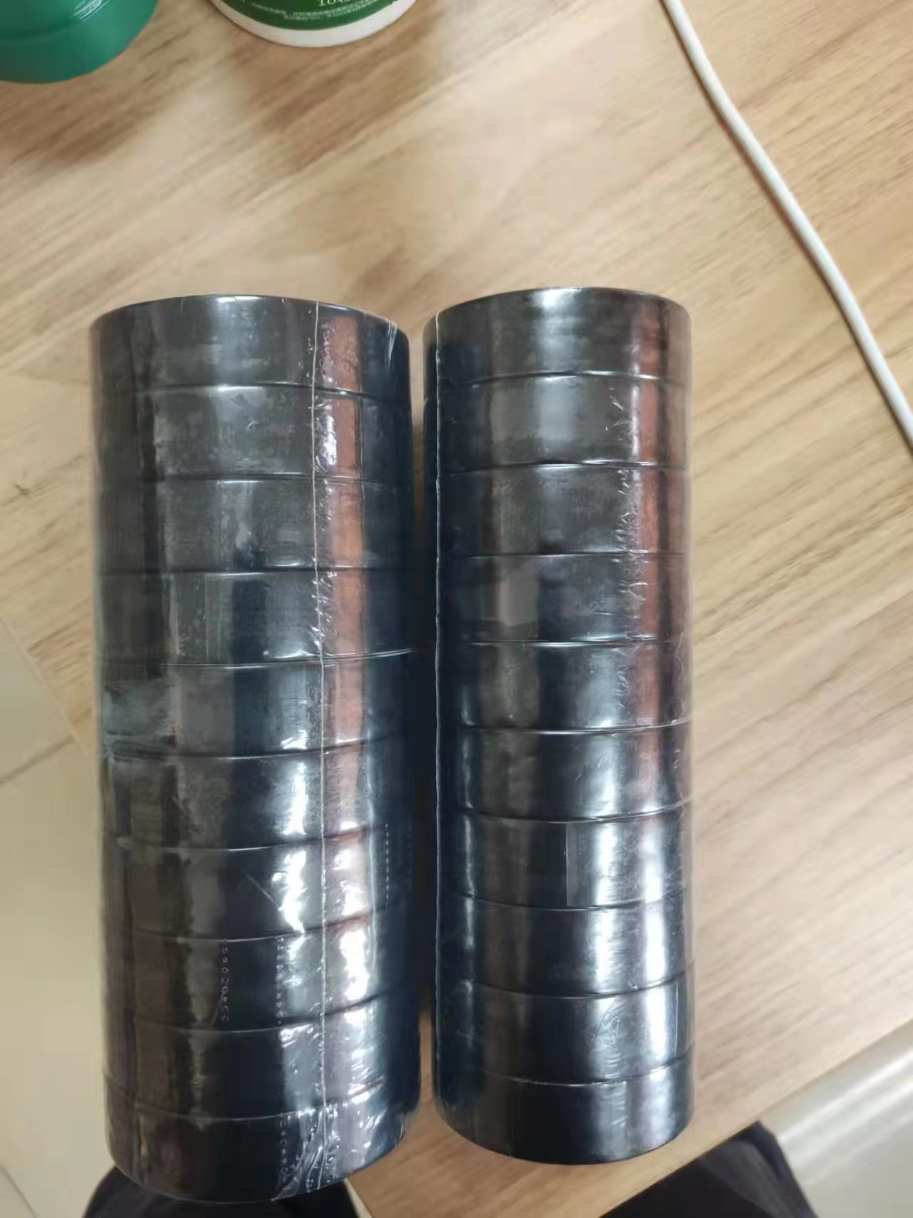 Vrste in uporaba električnega izolacijskega traku