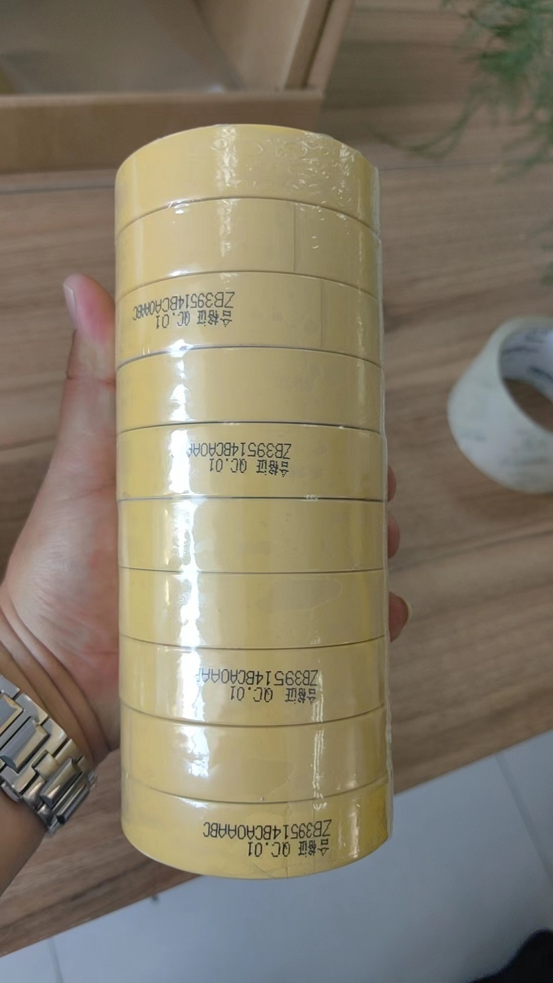 Glavni učinki črtastega maskirnega traku vključujejo